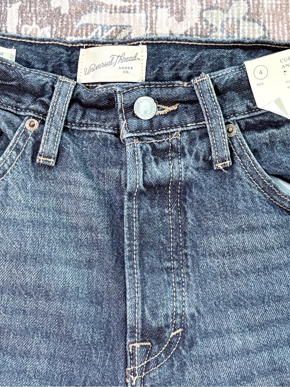 NWT Universal Thread Curved Leg Barrel Jeans High Rise Crop Ankle Size 4 - Picture 10 of 12